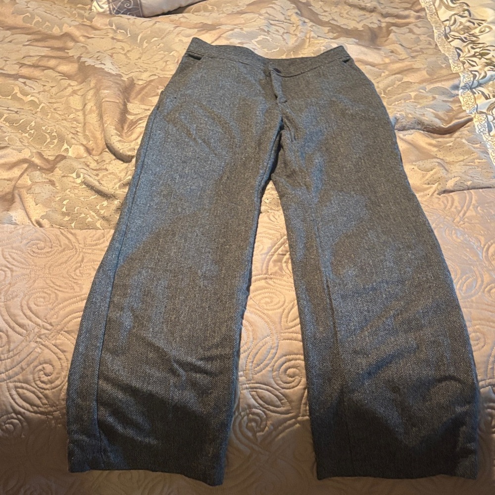 Brandy Melville Gray Wide-Leg Dress Pants